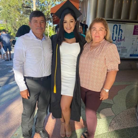 Meet your Posher, Miriam - Picture 1 of 1